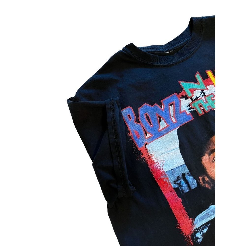 T-Shirt Boy N The Hood Graphic Print - Picture 5 of 6